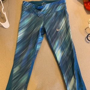 Nike cropped blue leggings. Size small